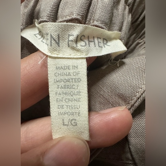 Eileen Fisher Women tan Chinos size L - Picture 6 of 6